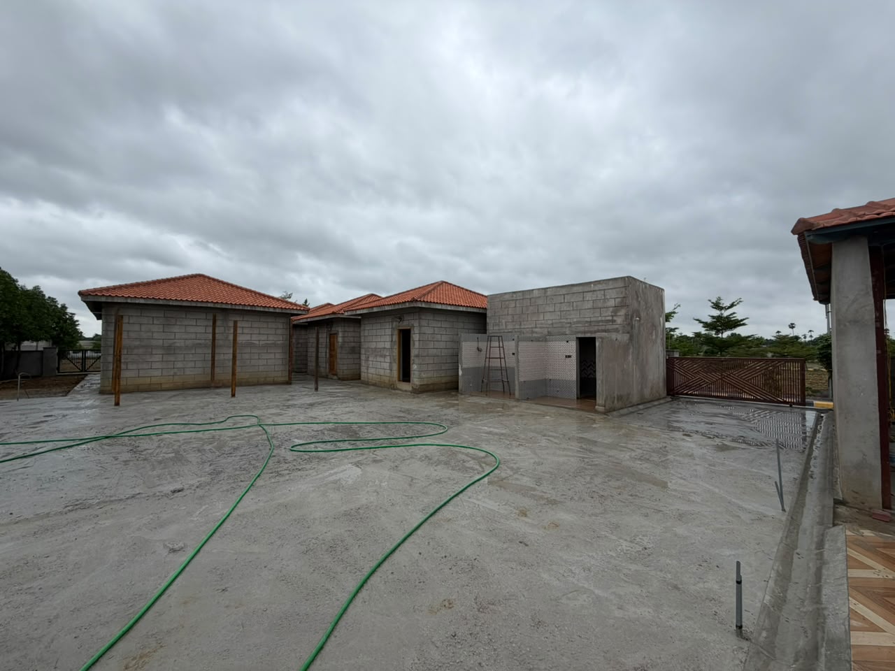Plots near Statue of equality - Hyderabad 9701498367