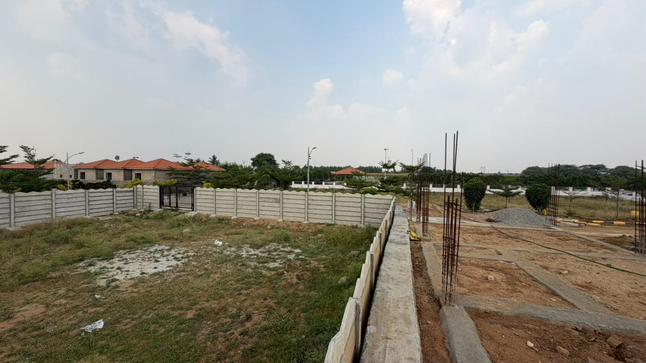 30 Acers Gated Villa Plots sale Near Pedda Golkonda Bnagalore Highway ORR 15